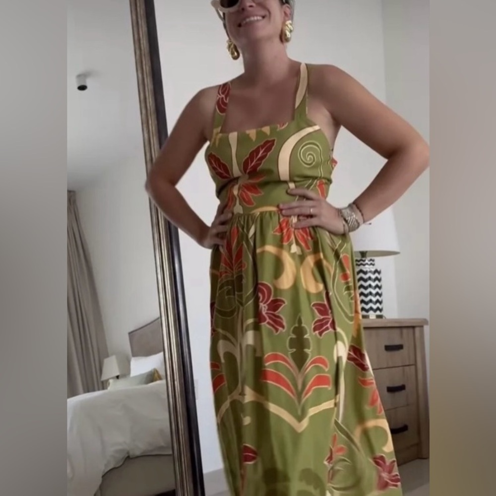 LAST ONE!!! ZARA BLOGGERS’ FAVORITE PRINTED MIDI DRESS ZW COLLECTION - Picture 7 of 16